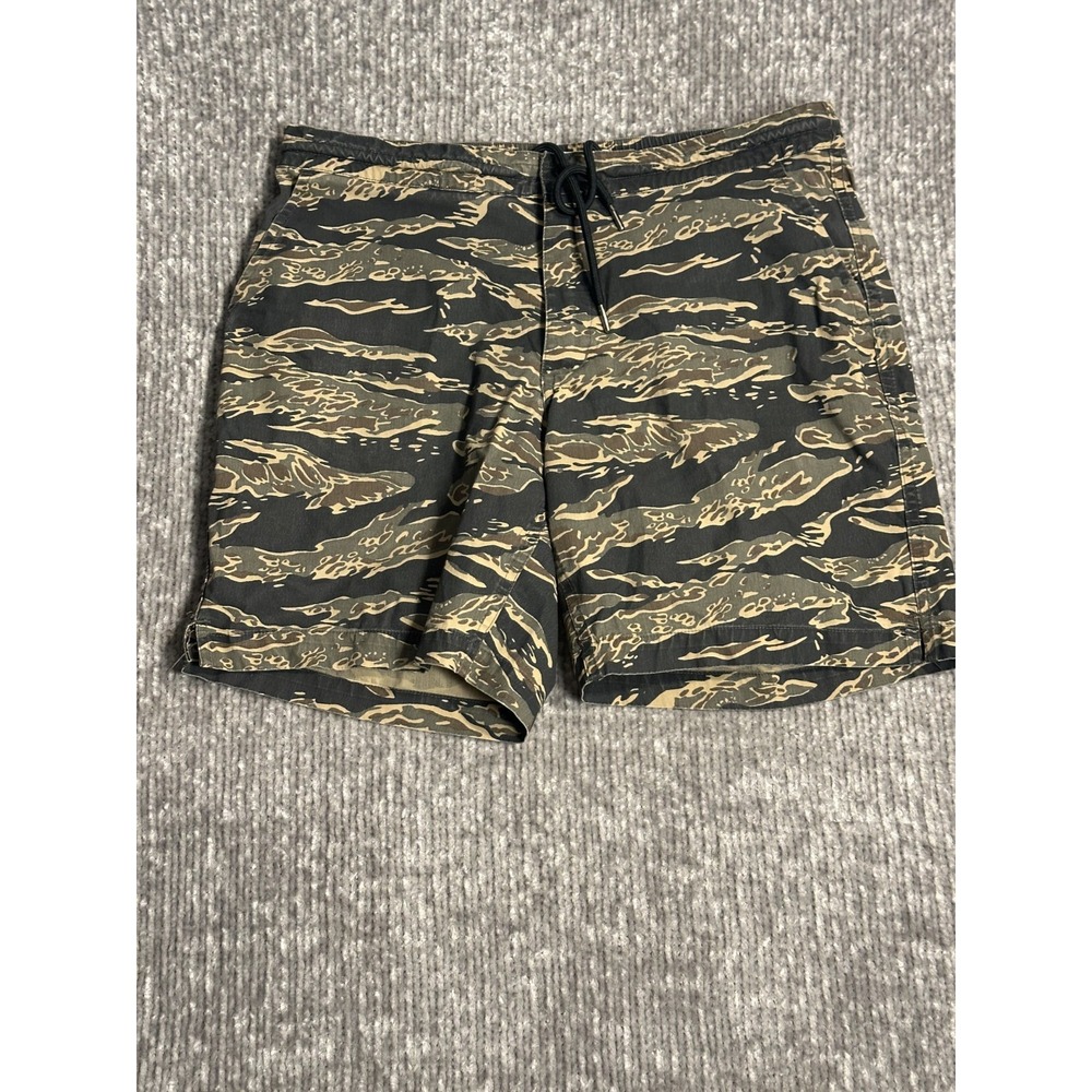 Taylor Stitch Men's 32 X 7"Inseam The Adventure Shorts in Tiger Camo